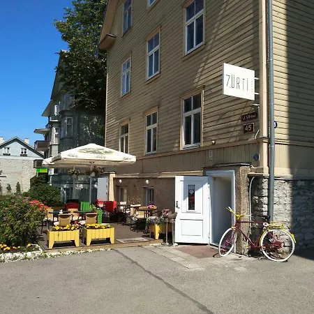 Kadriorg Spacious, Cozy 3-rooms Apartamento *